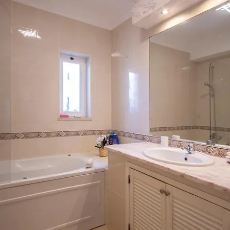 Amazing In - Alke Vida Albufeira