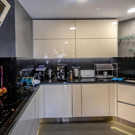 别墅 Amazing In - Alke Vida